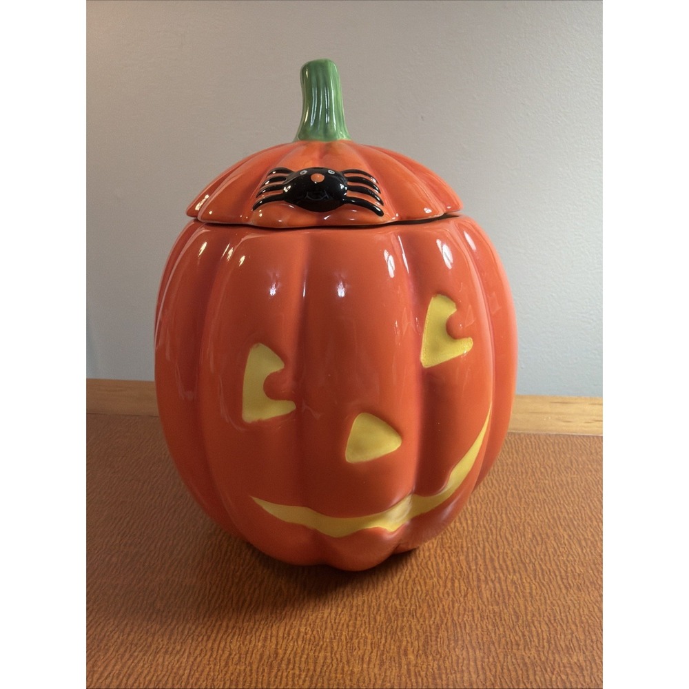 Hallmark  Ceramic Jack-O-Lantern Pumpkin Candy Treat Jar Bowl w/ Spider on Lid